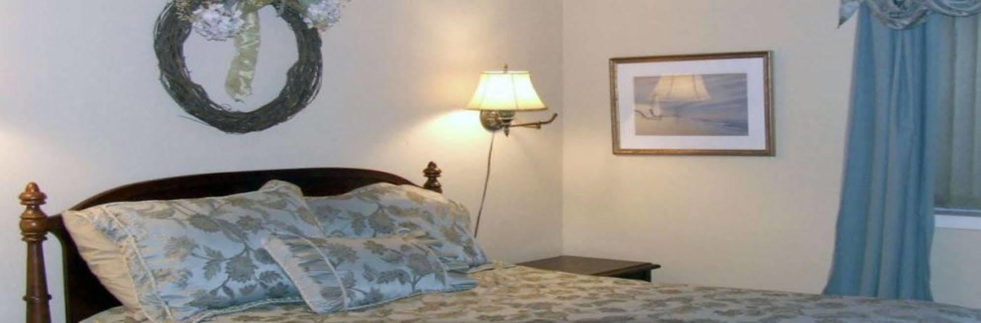 Laurel Grove Inn Riva Ngoại thất bức ảnh
